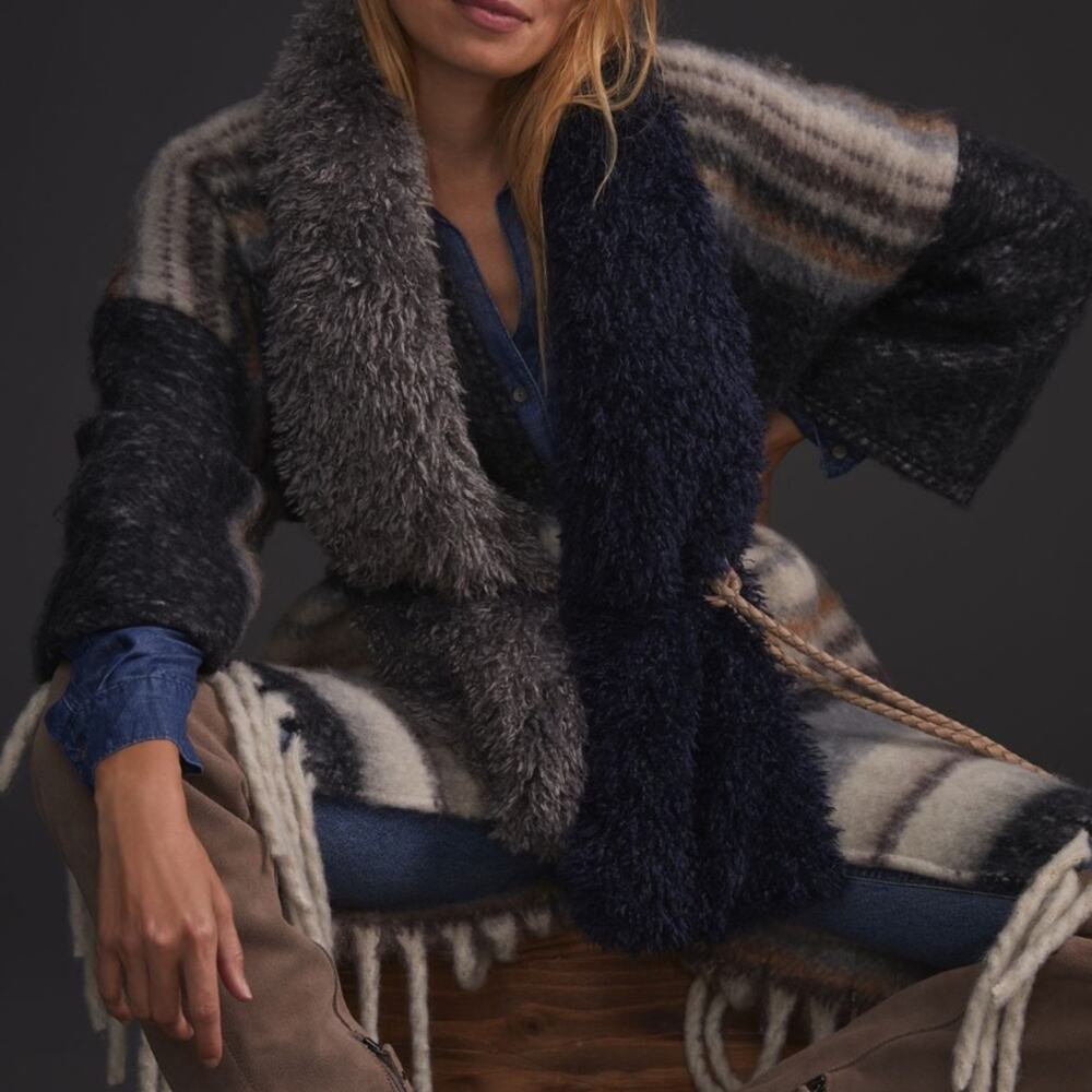 ANTHROPOLOGIE Fluffy Colorblocked Scarf Navy NWT